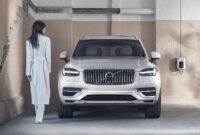 configurations volvo all electric by 2022