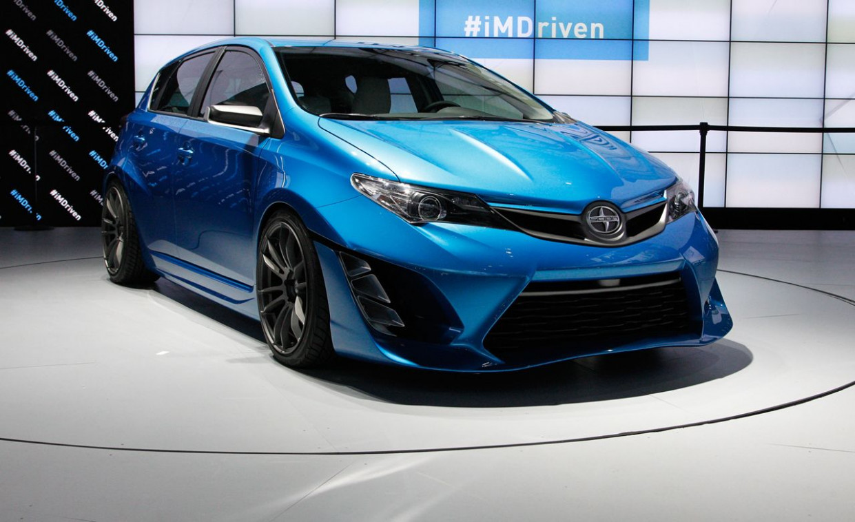 Redesign and Review 2022 Scion IM