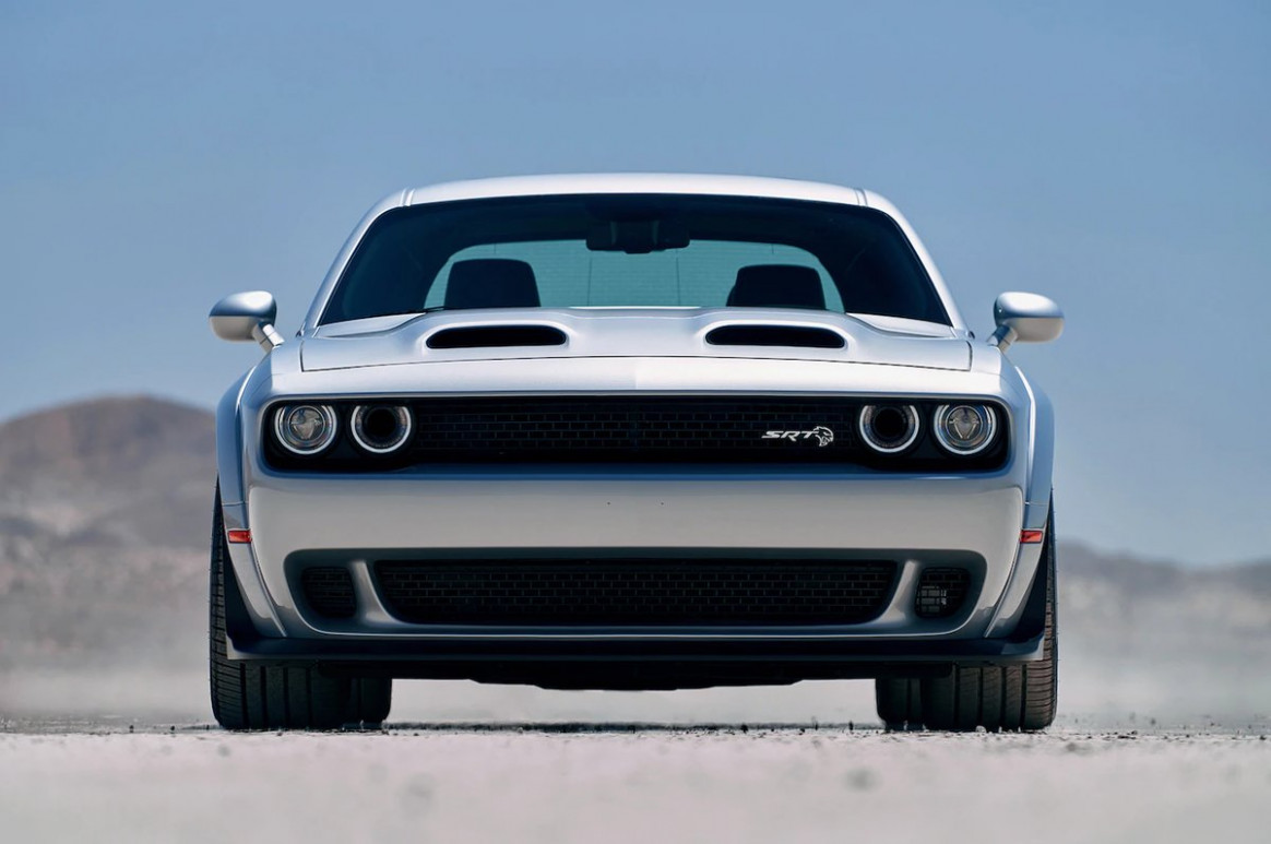 Specs and Review 2022 Dodge Challenger Red Eye