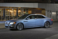 new model and performance 2022 lincoln town