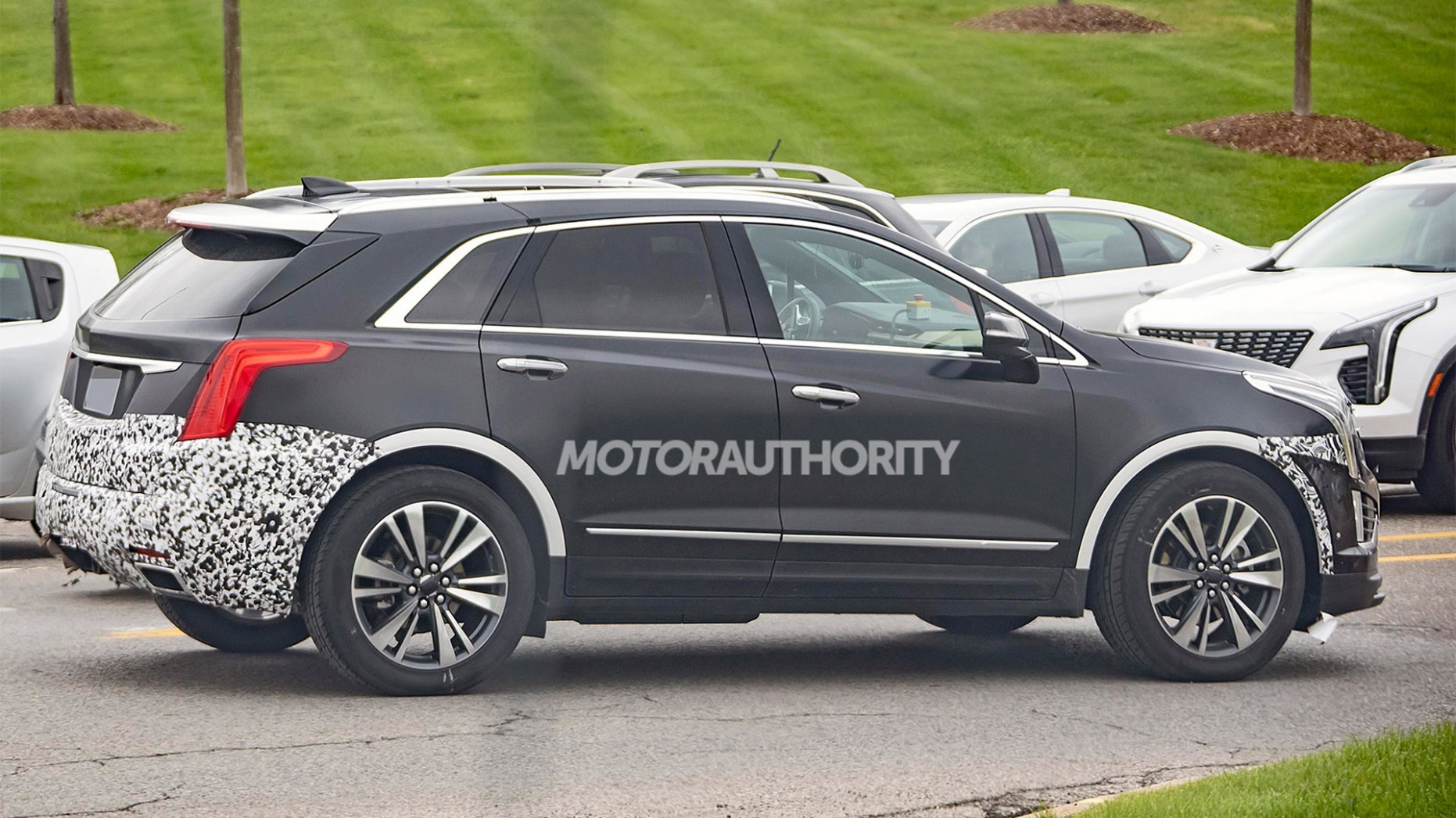 Price and Review Spy Shots Cadillac Xt5