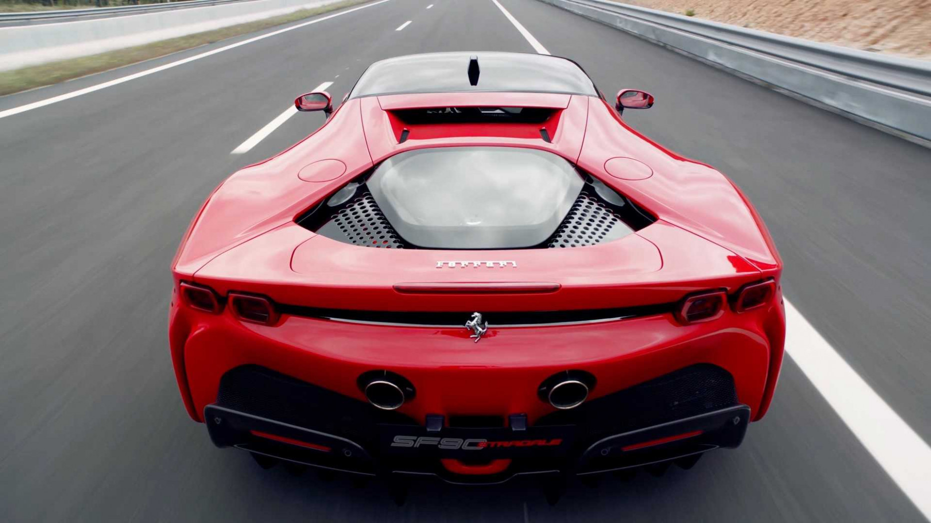 Review Ferrari Q 2022