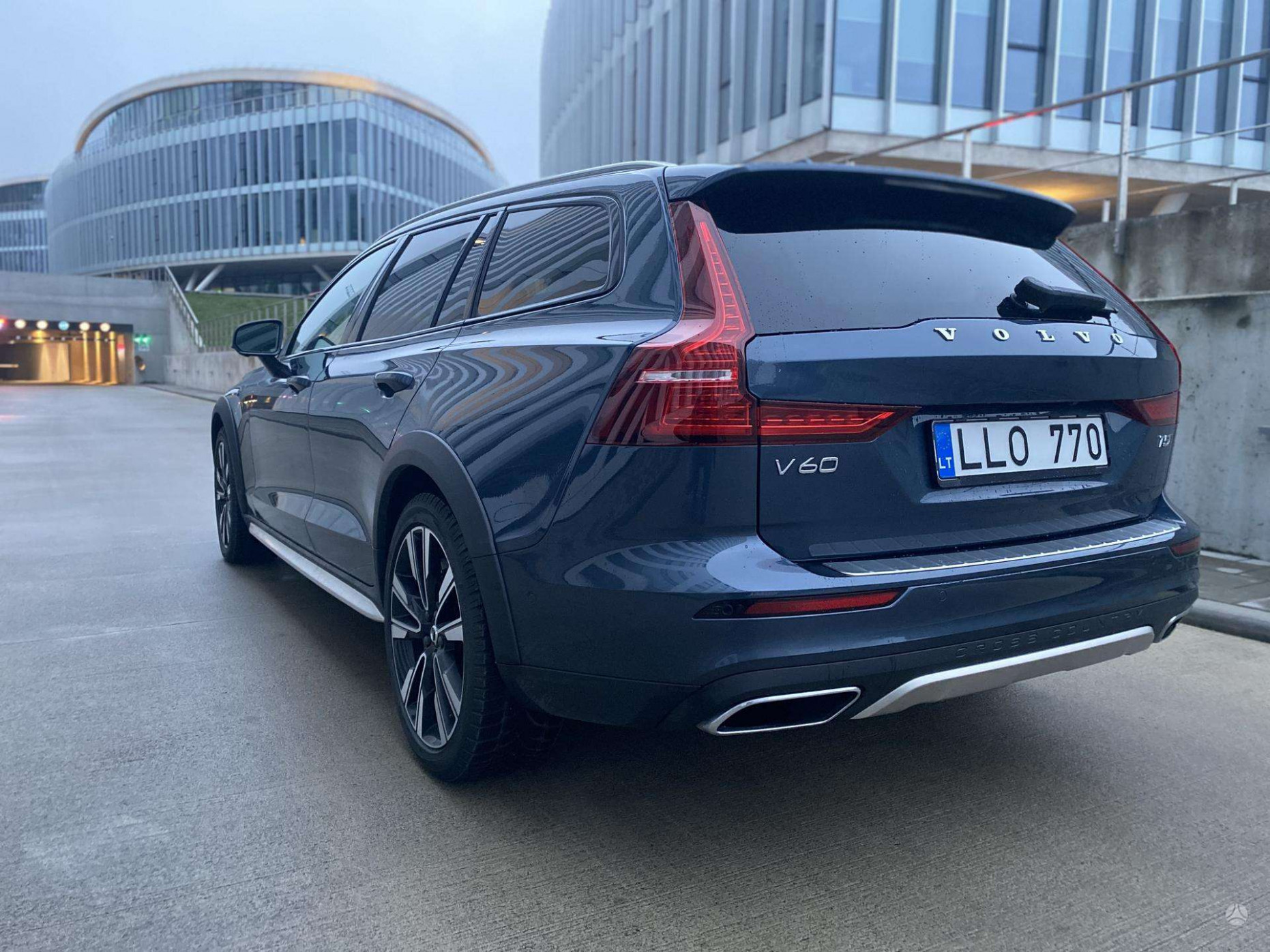 New Review 2022 Volvo V60 Cross Country