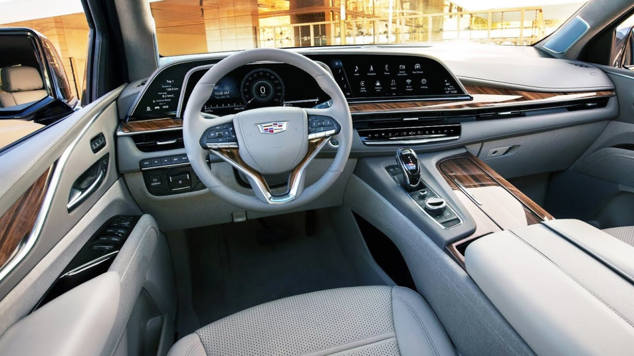 Reviews Pictures Of The 2022 Cadillac Escalade