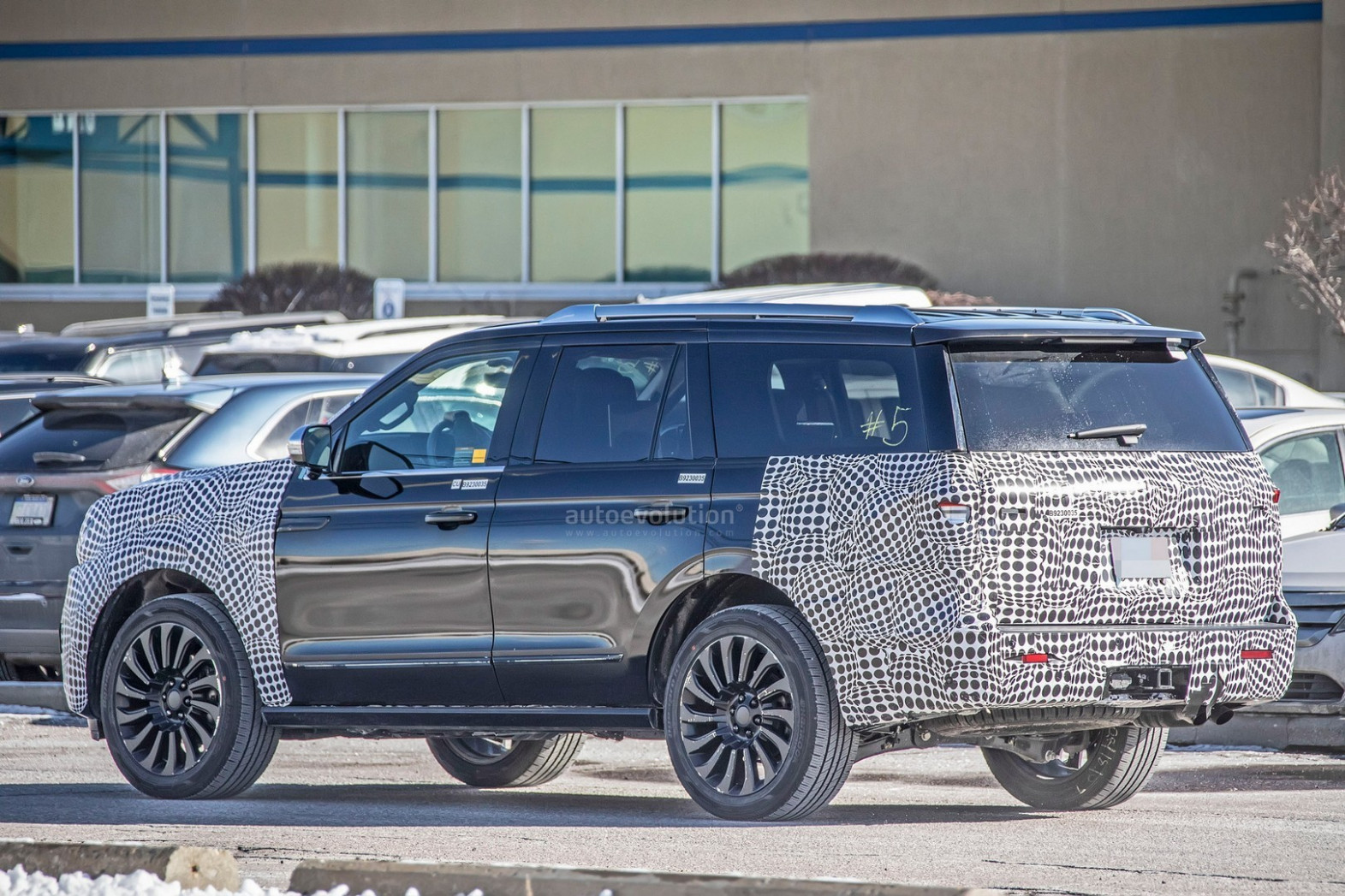 Release Ford Lincoln Navigator 2023