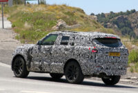 4 range rover sport spied with an evolutionary design carscoops 2023 range rover sport