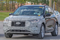 5 ford escape spy shots: major facelift on the way 2023 ford escape