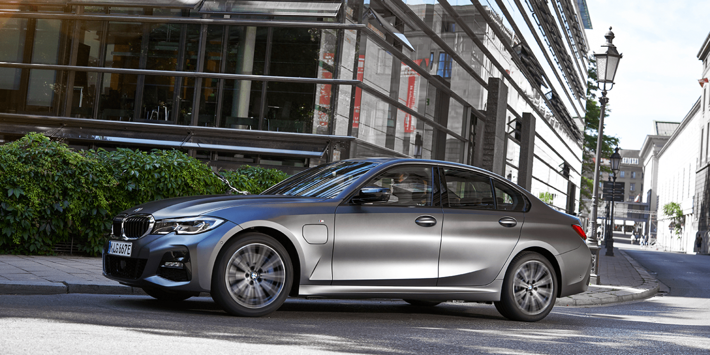 Configurations 2023 BMW 3 Series Edrive Phev
