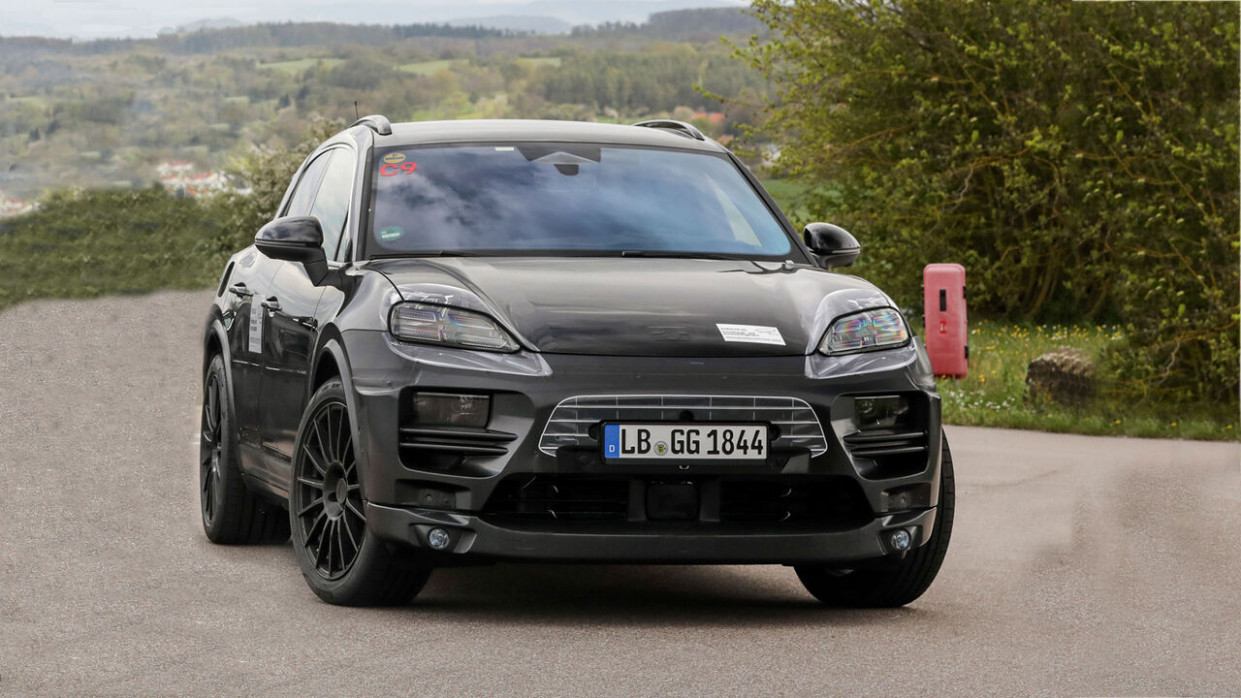 Price and Review 2023 Porsche Macan Turbo