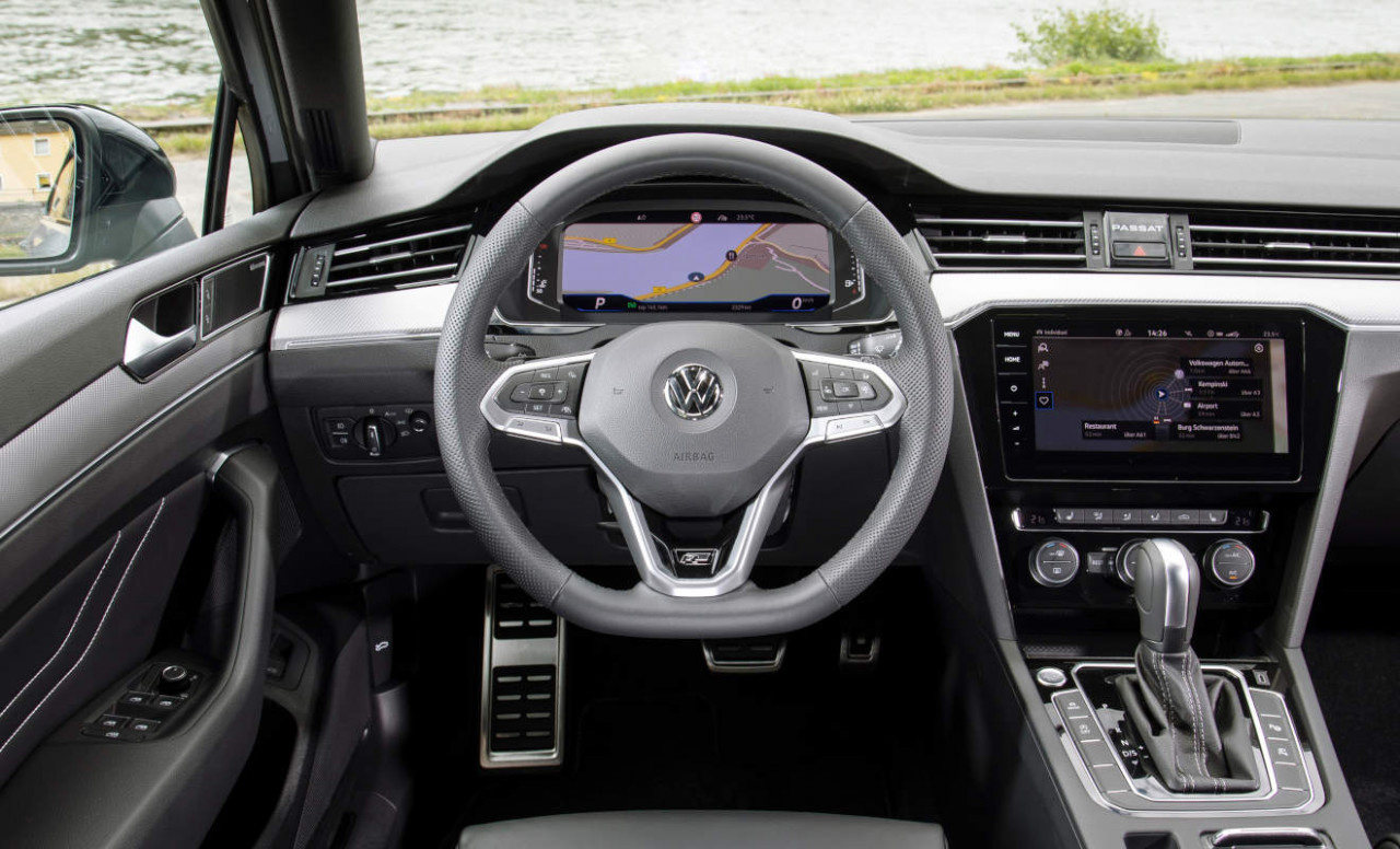 Picture 2023 Volkswagen Passat Interior
