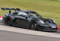 3 porsche 3 gt3 rs spy shots and video: new track star takes porsche 911 gt3 rs 2023