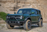 4 ford bronco adds deep green, orange, hot pepper red colors 2022 ford bronco 4 door