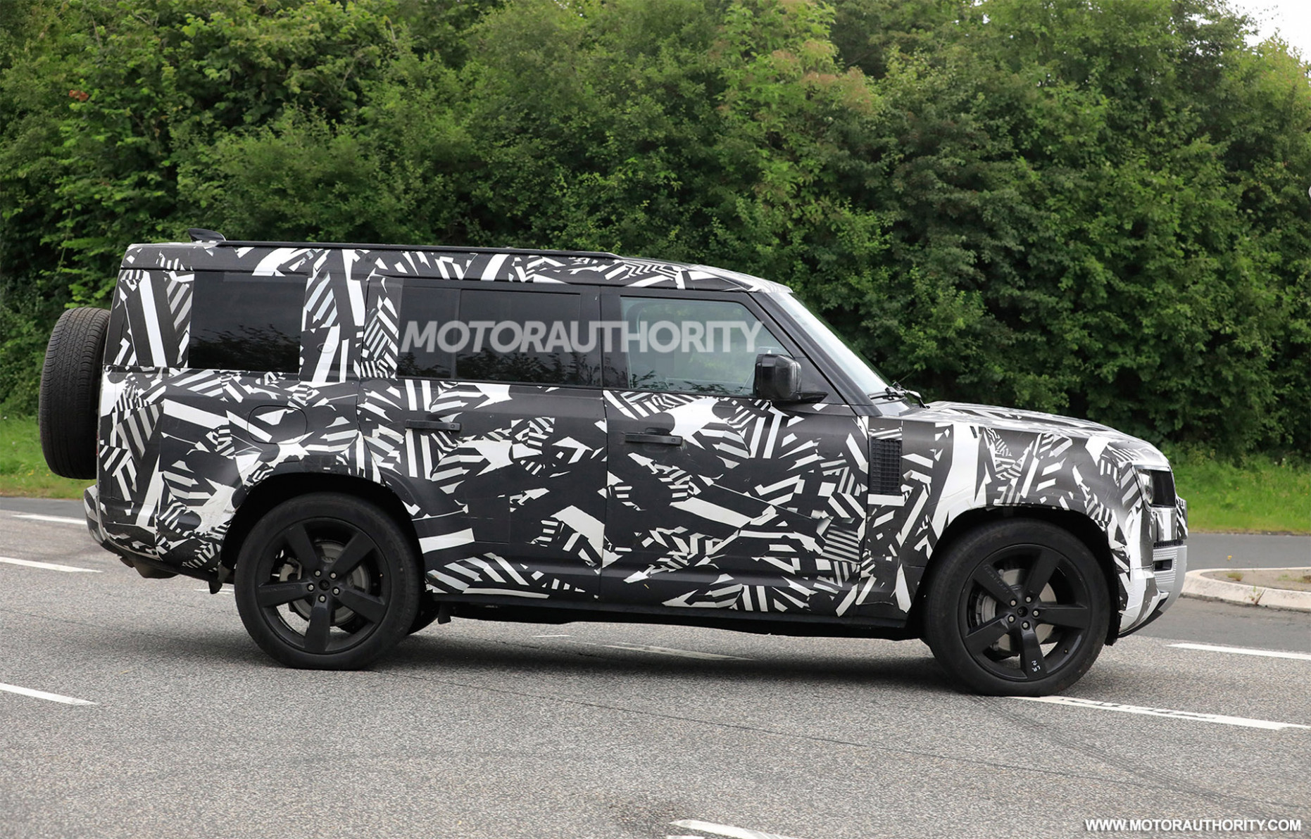 Price 2023 land rover defender images
