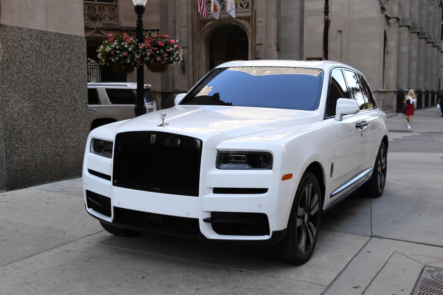 Exterior used rolls royce cullinan for sale