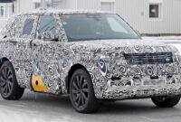 5 land rover range rover drops some camo in latest spy shots range rover 2022 release date