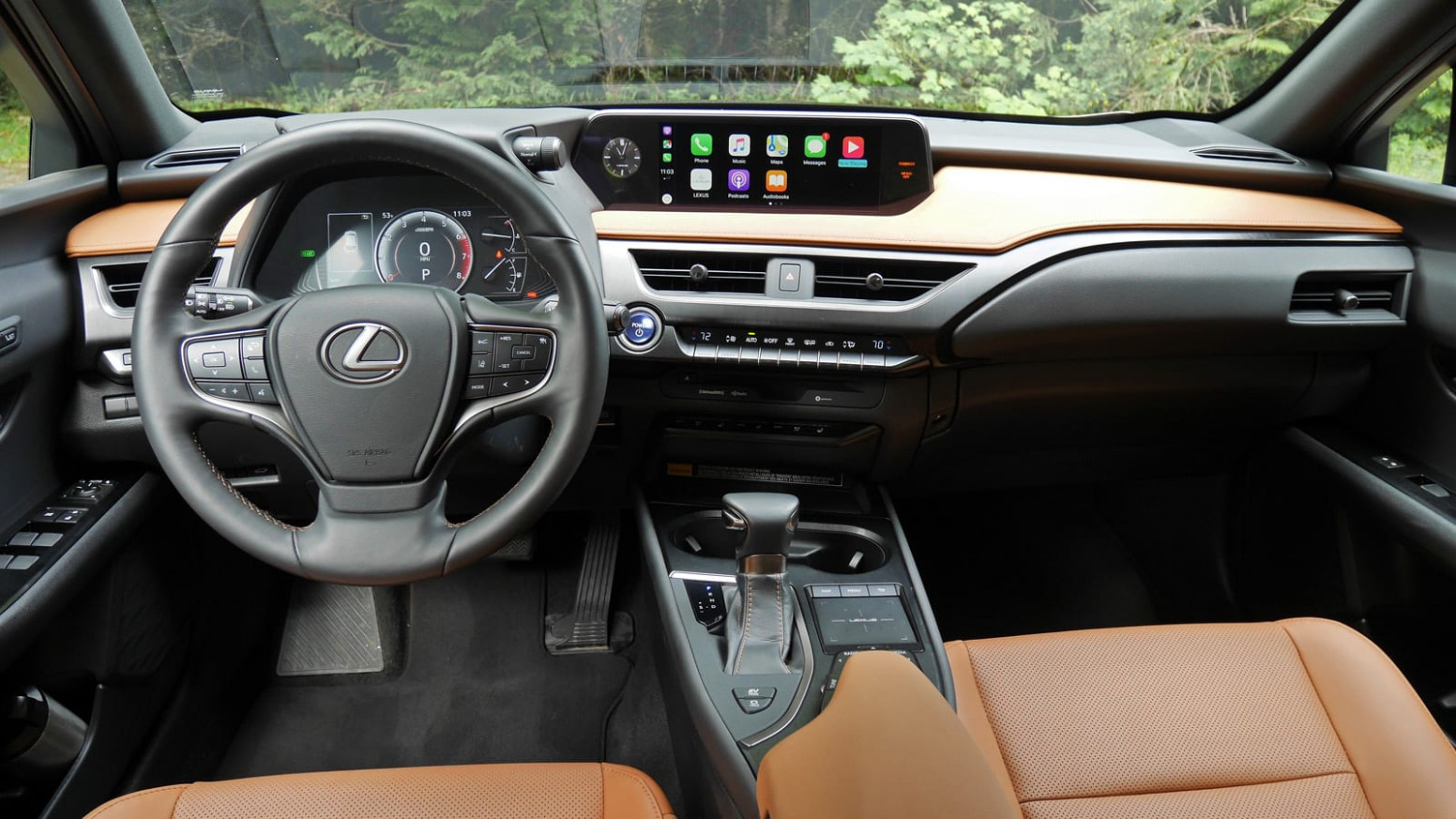 Concept and Review lexus ux 250h interior