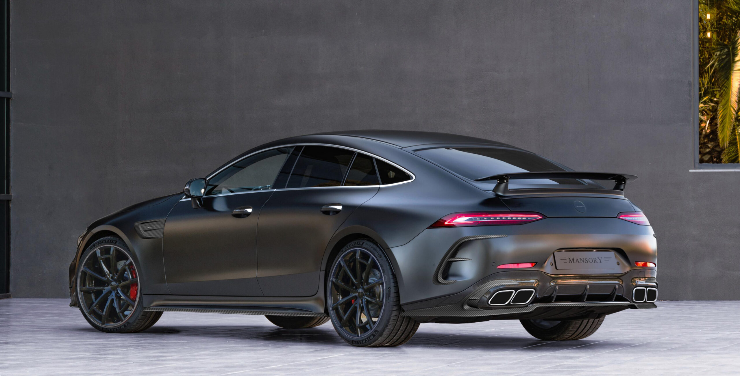 Specs and Review amg mercedes gt 63
