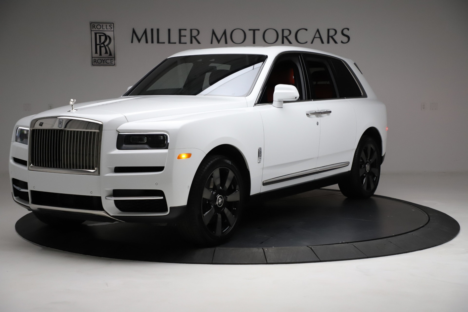 Picture rolls royce cullinan for sale