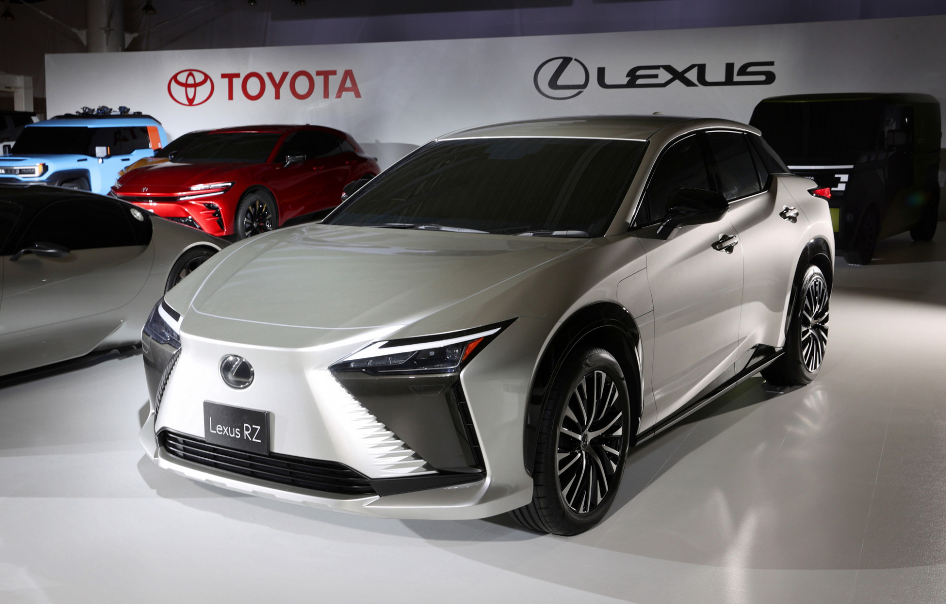 Price, Design and Review lexus plug in hybrid suv 2023