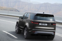preview: 4 land rover discovery gains range topping 2023 land rover discovery images