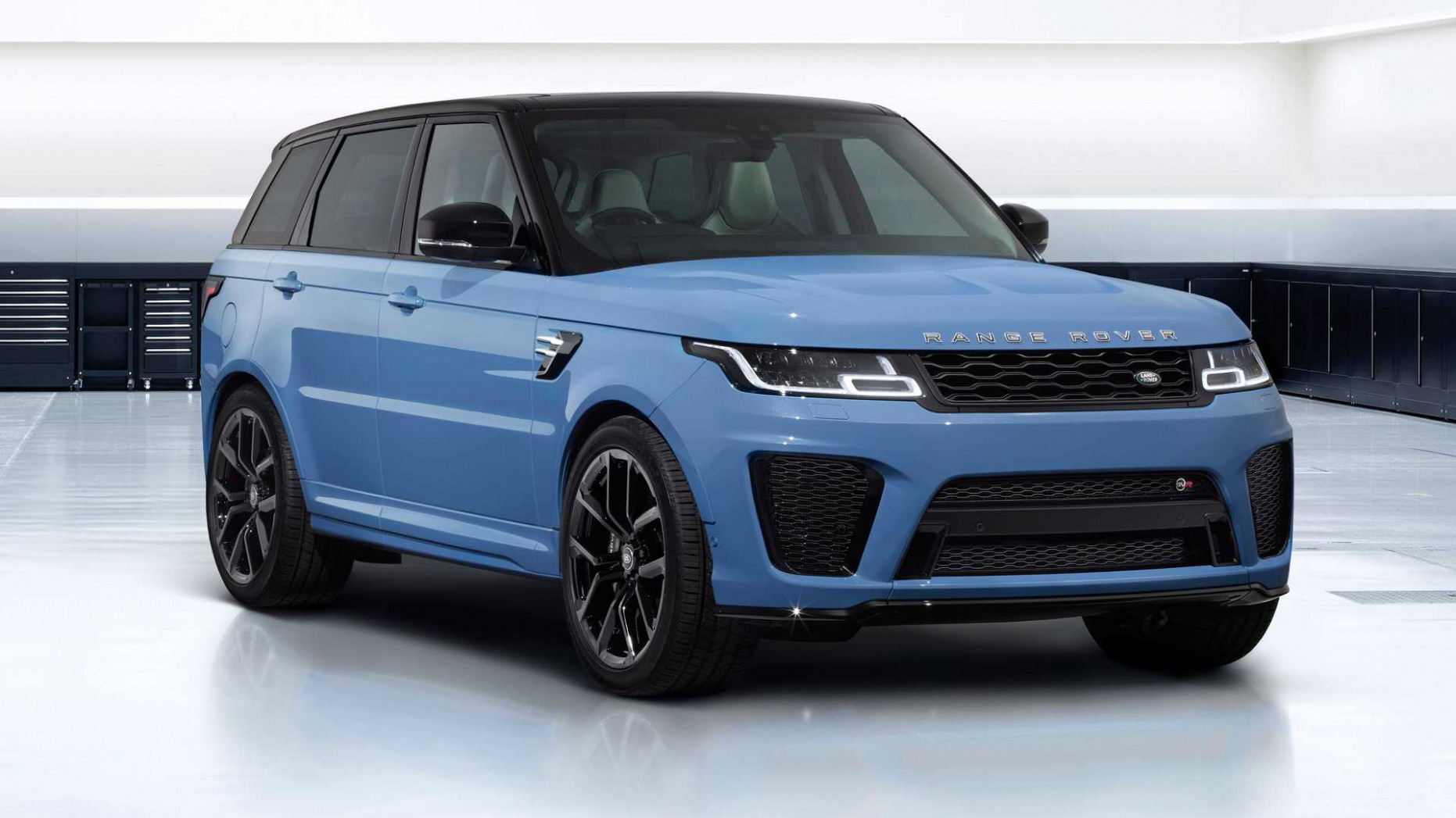 Range Rover Sport Svr Ultimate Edition Debuts With Visual Upgrades Range Rover Sport Suv
