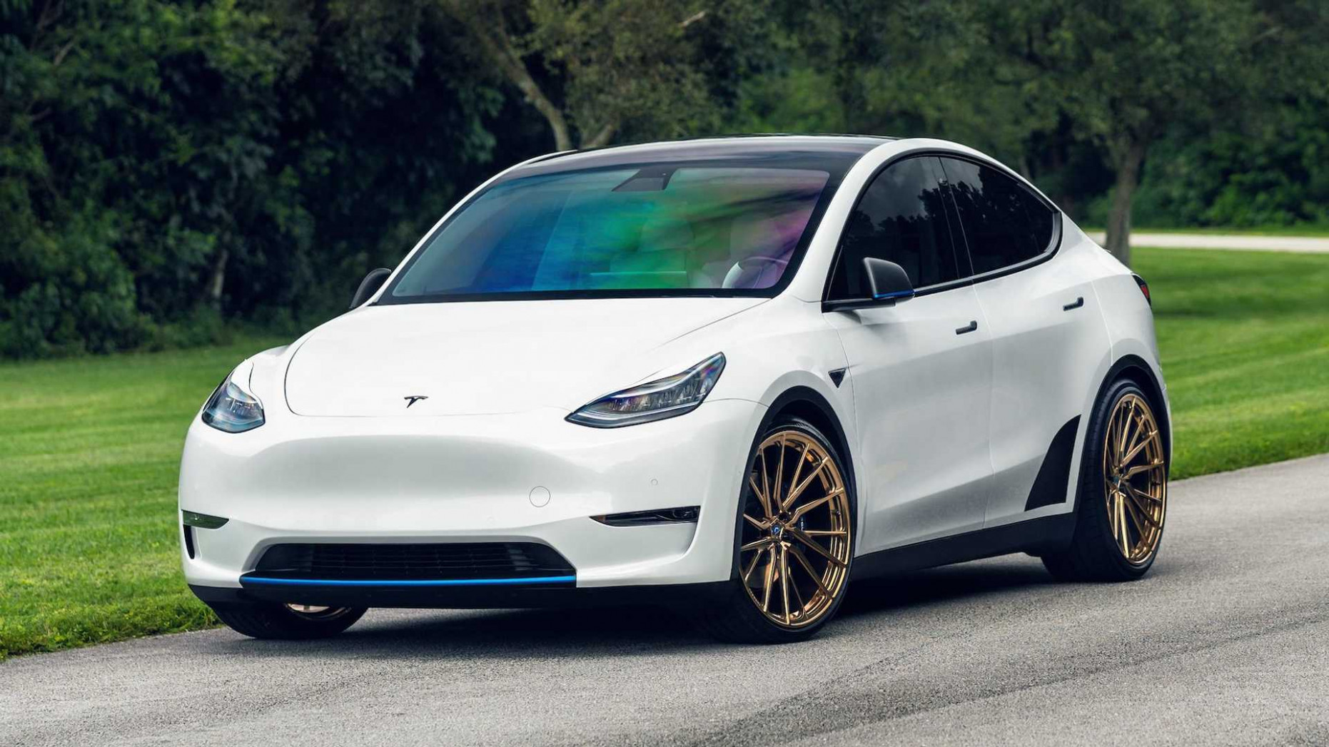Concept and Review tesla model y aftermarket